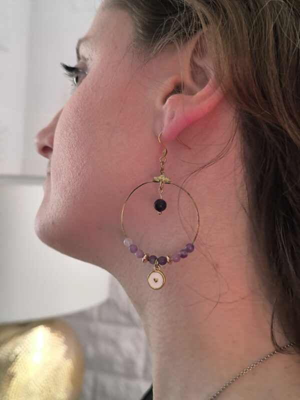 boucles d'oreilles en lépidolite