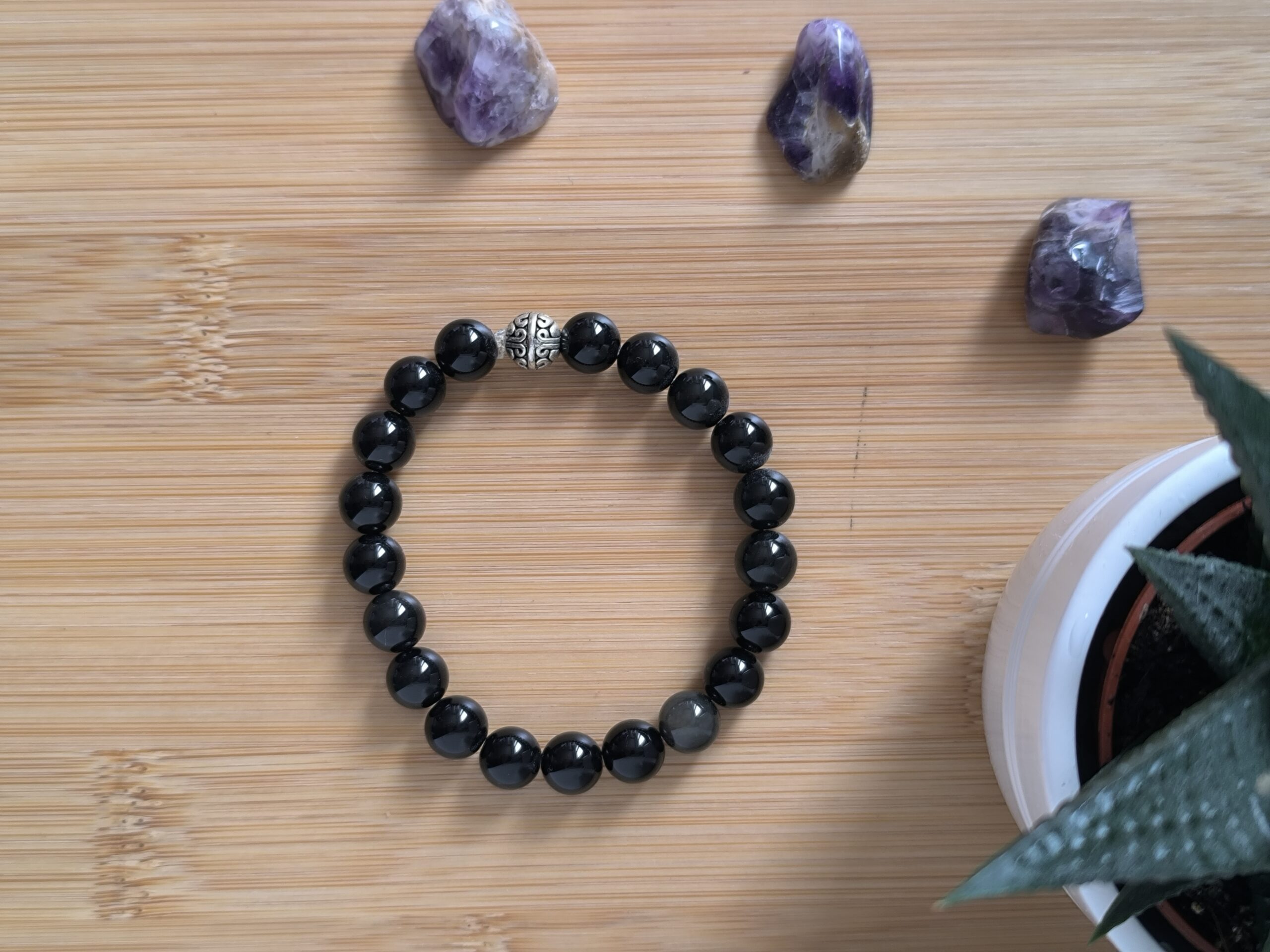 Bracelet en Obsidienne Oeil Céleste avec boule en acier inox, créé par Main de Crystal